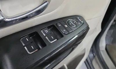 Kia Canival 2017, 135487 км, за 12500000 KRW - фото 13