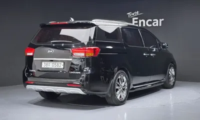 Kia Canival 2016, 160047 км, за 9980000 KRW