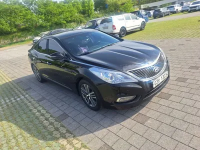 Hyundai Grandeur 2013, 223883 км, за 4500000 KRW