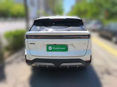 Geely Galaxy L7 2023, 31200 км, за 91799.58 CNY