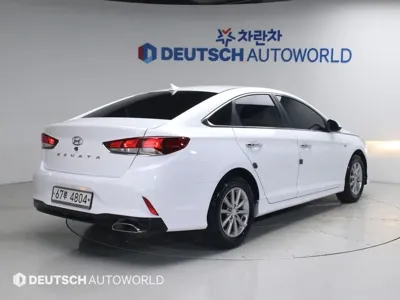 Hyundai Sonata 2018, 181565 км, за 6500000 KRW