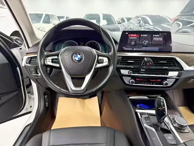 BMW 5 Series 2018, 150000 км, за 113800 CNY - фото 16