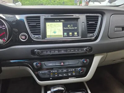 Kia Canival 2015, 179000 км, за 6900000 KRW - фото 11