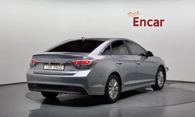 Hyundai Sonata 2017, 150417 км, за 9000000 KRW