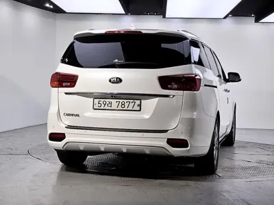 Kia Canival 2019, 130970 км, за 14500000 KRW