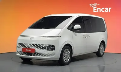 Hyundai Staria · 2025 год