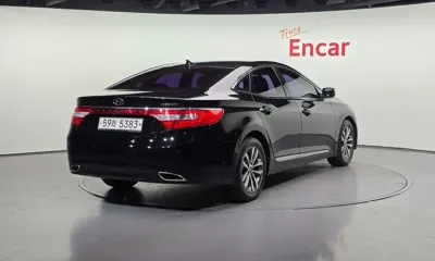 Hyundai Grandeur 2011, 193108 км, за 2790000 KRW