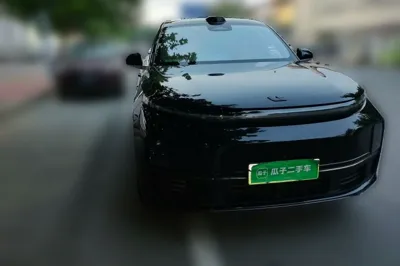 Li Auto L7 2023, 51600 км, за 232483.75 CNY