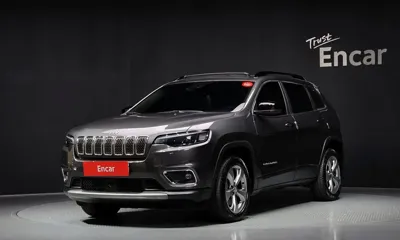 Jeep Cherokee · 2022 год