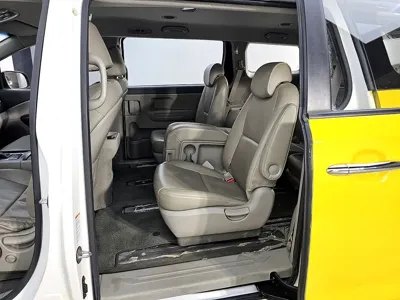 Kia Canival 2015, 121620 км, за 7500000 KRW - фото 9