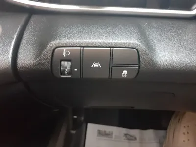 Hyundai Avante 2021, 120475 км, за 12500000 KRW - фото 17