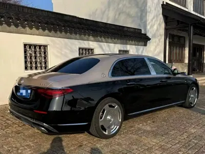Mercedes-Benz S-Class 2023, 41000 км, за 950000 CNY