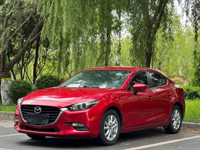 Mazda 3 Axela · 2017 год