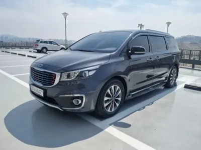 Kia Canival · 2017 год