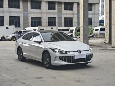 Volkswagen Lamando 2024, 30000 км, за 86400 CNY
