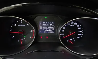 Kia Canival 2016, 131824 км, за 9600000 KRW - фото 8