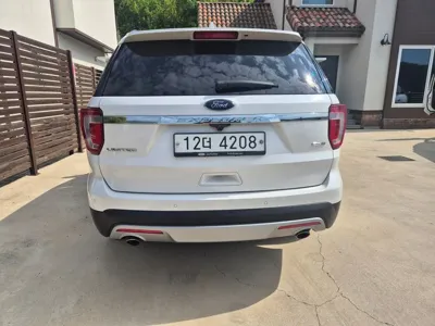 Ford Explorer 2017, 129920 км, за 10900000 KRW