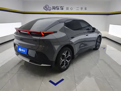 Lynk & Co Z20 2025, 25500 км, за 96800 CNY