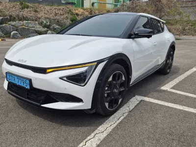 Kia EV6 · 2025 год