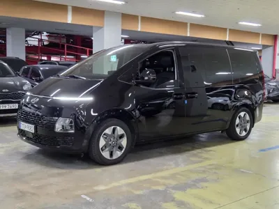 Hyundai Staria · 2022 год