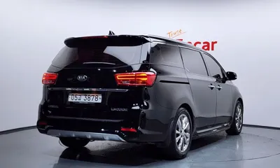 Kia Canival 2019, 202959 км, за 11400000 KRW - фото 2