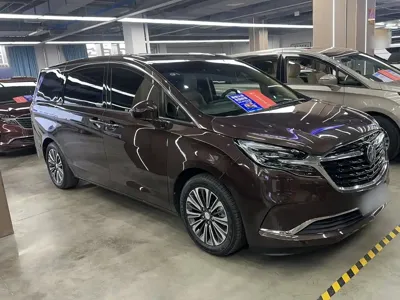 Buick GL8 2022, 110200 км, за 153100 CNY