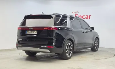 Kia Canival 2023, 111597 км, за 20600000 KRW