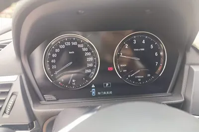 BMW 1 Series 2017, 69800 км, за 43343.85 CNY - фото 11