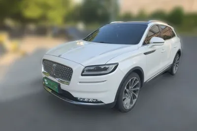 Lincoln Nautilus · 2021 год
