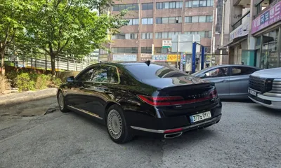 Genesis G90 2021, 142000 км, за 31500000 KRW