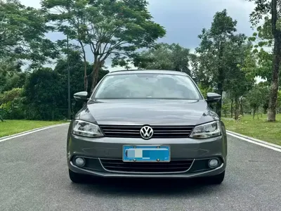 Volkswagen Sagitar 2013, 60000 км, за 23800 CNY