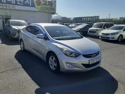 Hyundai Avante 2012, 138840 км, за 3000000 KRW