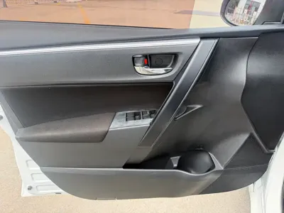 Toyota Corolla 2019, 64000 км, за 41800 CNY - фото 9