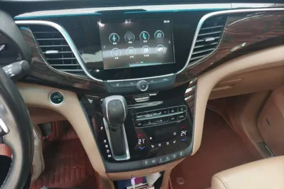 Buick GL8 2018, 78400 км, за 146326.29 CNY - фото 12