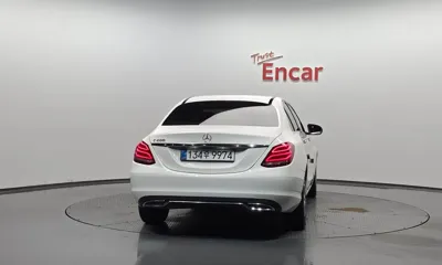 Mercedes-Benz C-Class 2017, 59560 км, за 15500000 KRW