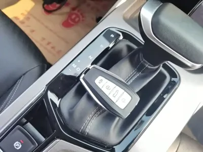 Geely Emgrand 2022, 27100 км, за 56300 CNY - фото 9