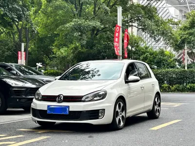 Volkswagen Golf GTI · 2012 год