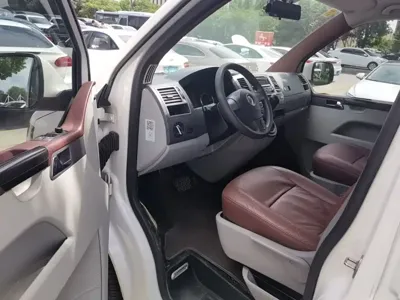 Volkswagen Caravelle 2015, 123600 км, за 77900 CNY - фото 16