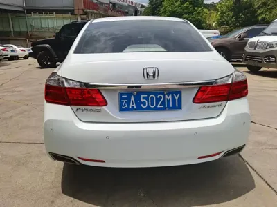 Honda Accord 2014, 49000 км, за 49800 CNY - фото 5