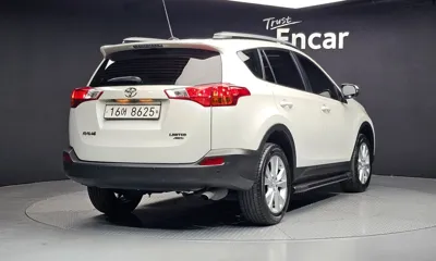 Toyota RAV4 2015, 111630 км, за 16500000 KRW