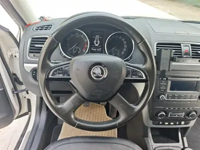 Skoda Yeti 2015, 170000 км, за 31800 CNY - фото 12