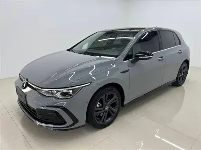 Volkswagen Golf · 2023 год