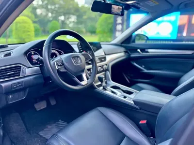 Honda Accord 2022, 90000 км, за 89800 CNY - фото 7
