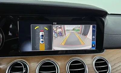 Mercedes-Benz E-Class 2018, 168596 км, за 17500000 KRW - фото 15