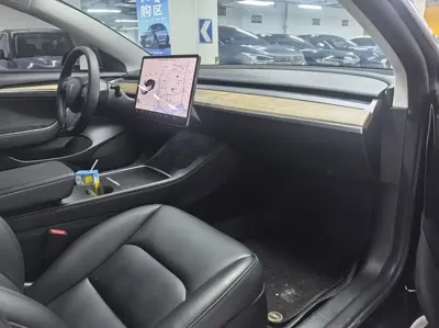 Tesla Model 3 2021, 70000 км, за 118800 CNY - фото 14