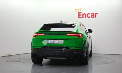 Lamborghini Urus 2024, 30203 км, за 372000000 KRW