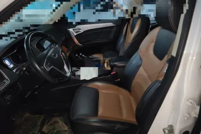Geely Auto Vision X6 2016, 108600 км, за 24941.75 CNY - фото 15