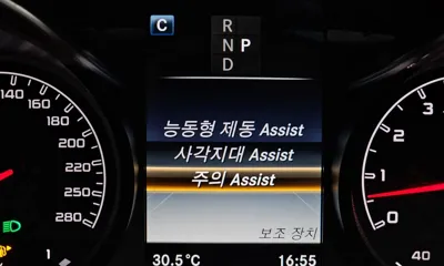 Mercedes-Benz C-Class 2018, 72520 км, за 30500000 KRW - фото 31