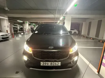 Kia Canival · 2019 год