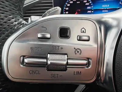 Mercedes-Benz GLE AMG 2023, 22400 км, за 569800 CNY - фото 12
